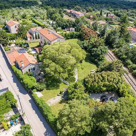 Rosmarinus Bed & Breakfast Smoljanci